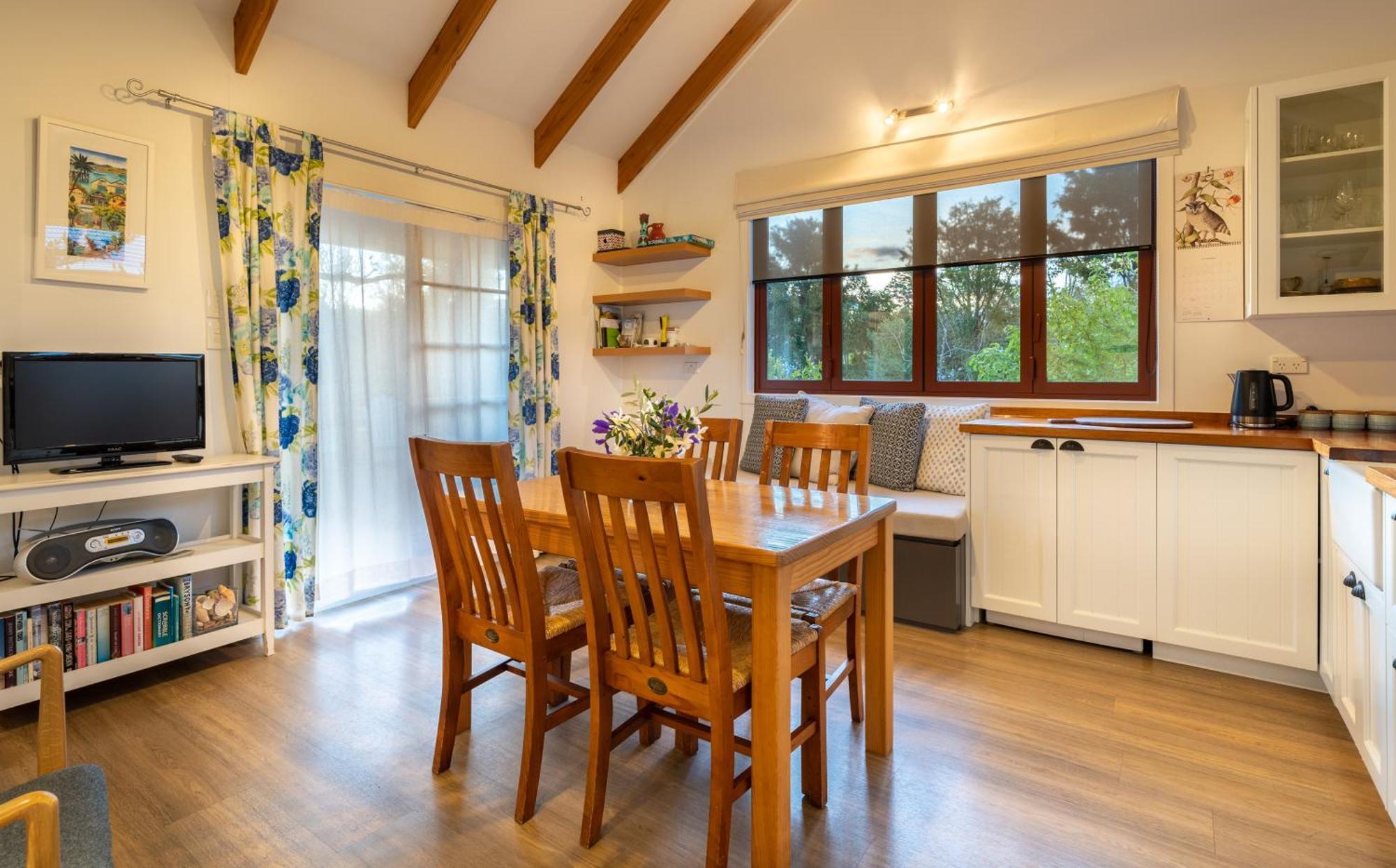 Tasman Village Cottage Eksteriør bilde